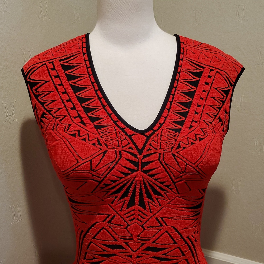 Like New RVN Stretch Knit Body Con Dress - Picture 2 of 12